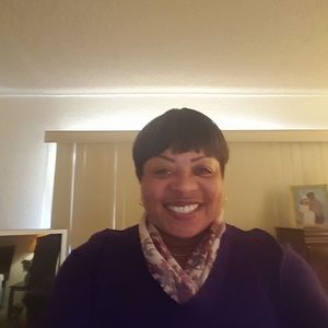 Meet your Posher, Deborah